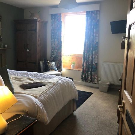 The Hollow Bed And Breakfast Great Longstone Eksteriør bilde